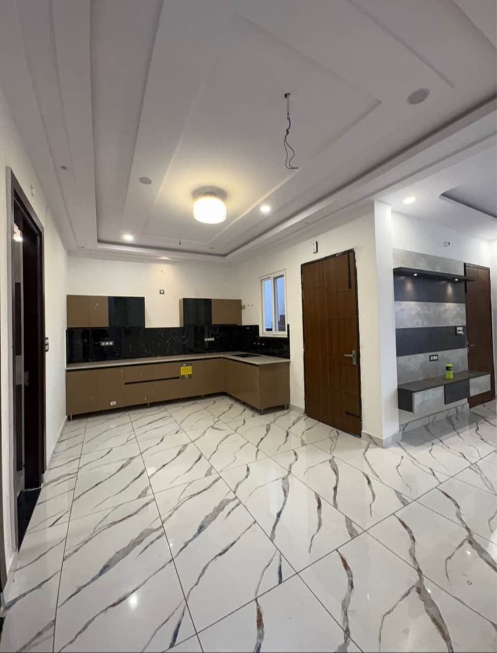 Modern Kitchen Layout